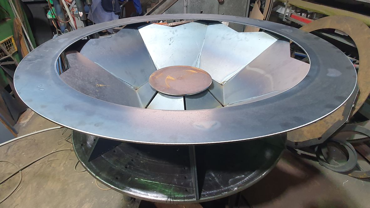 Fortunato Large Australian made fire pit with 7 panel design