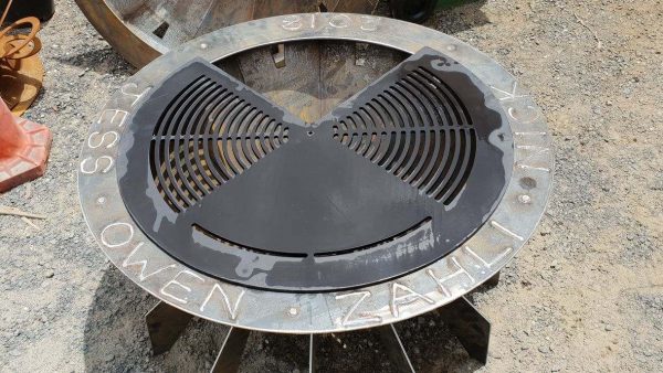 Customise fire pit with names and date